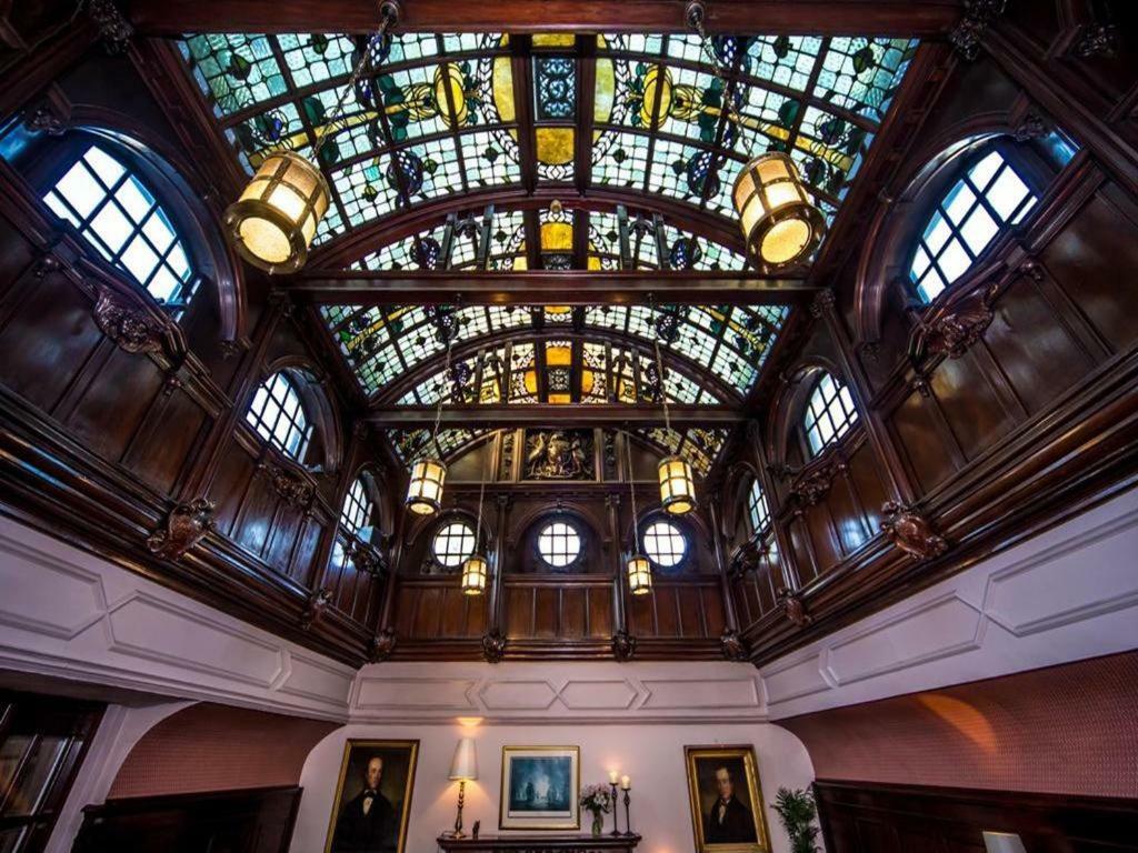 The Woodside Hotel Абердауер Екстер'єр фото